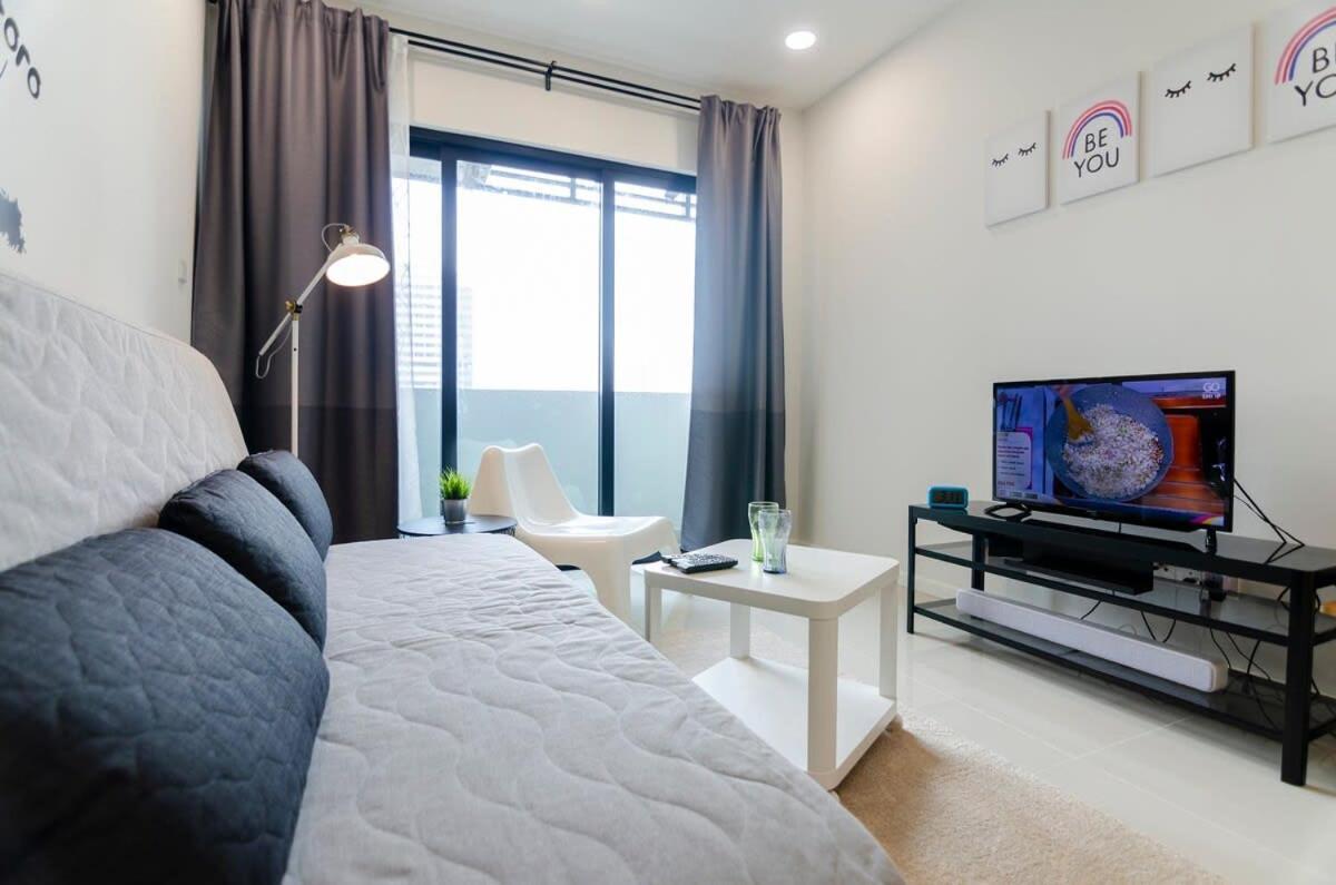 Apartemen Totoro Theme In Suasana Jb, Free Wifi *